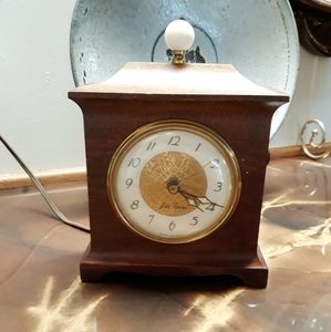 Antique seth thomas plug in clock